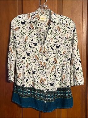 Maeve Cream Owl Print Button-Up Blouse FITS like Size 2 (Size 4)